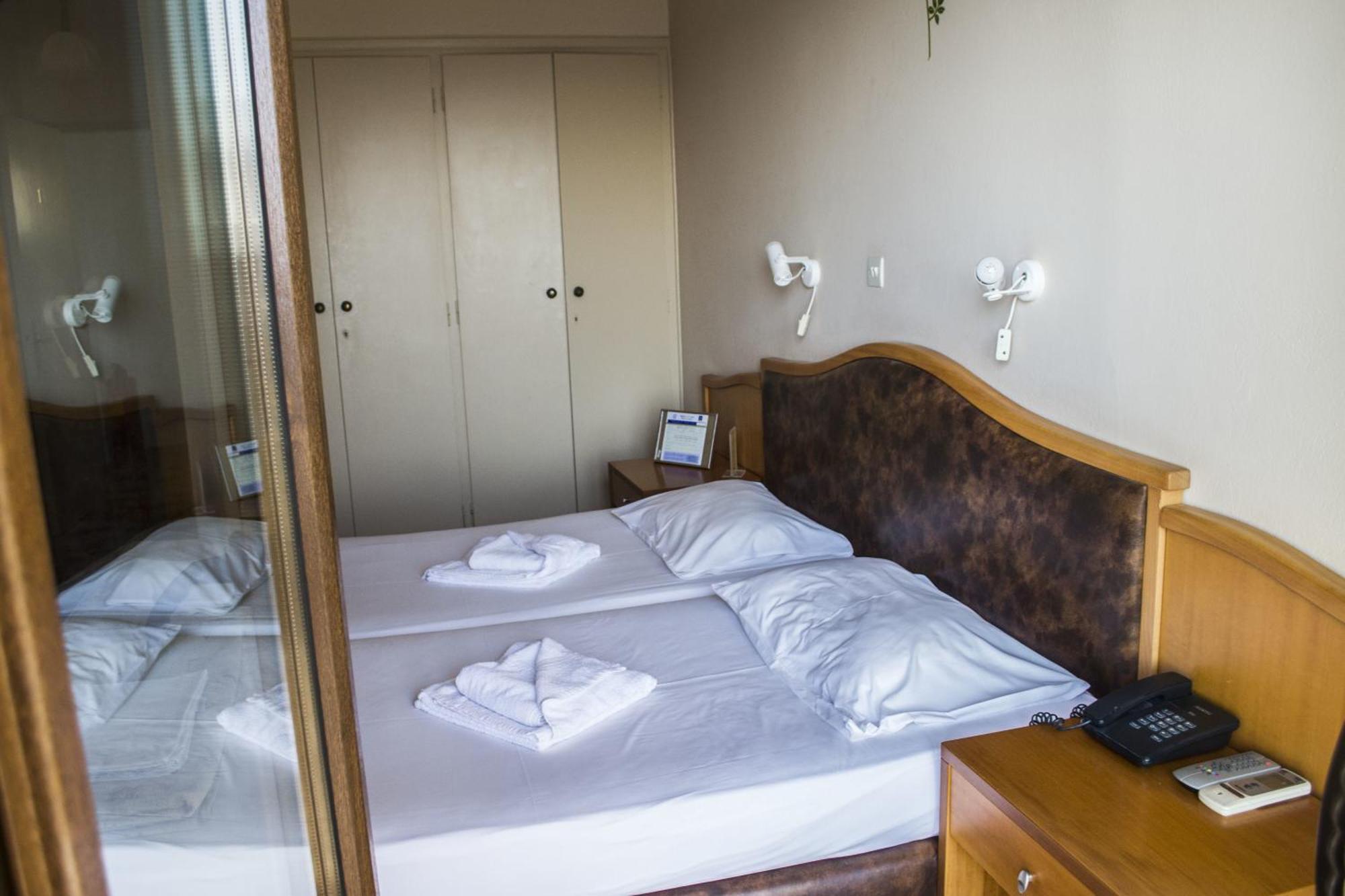 Sappho Hotel Skála Eresoú Habitación foto